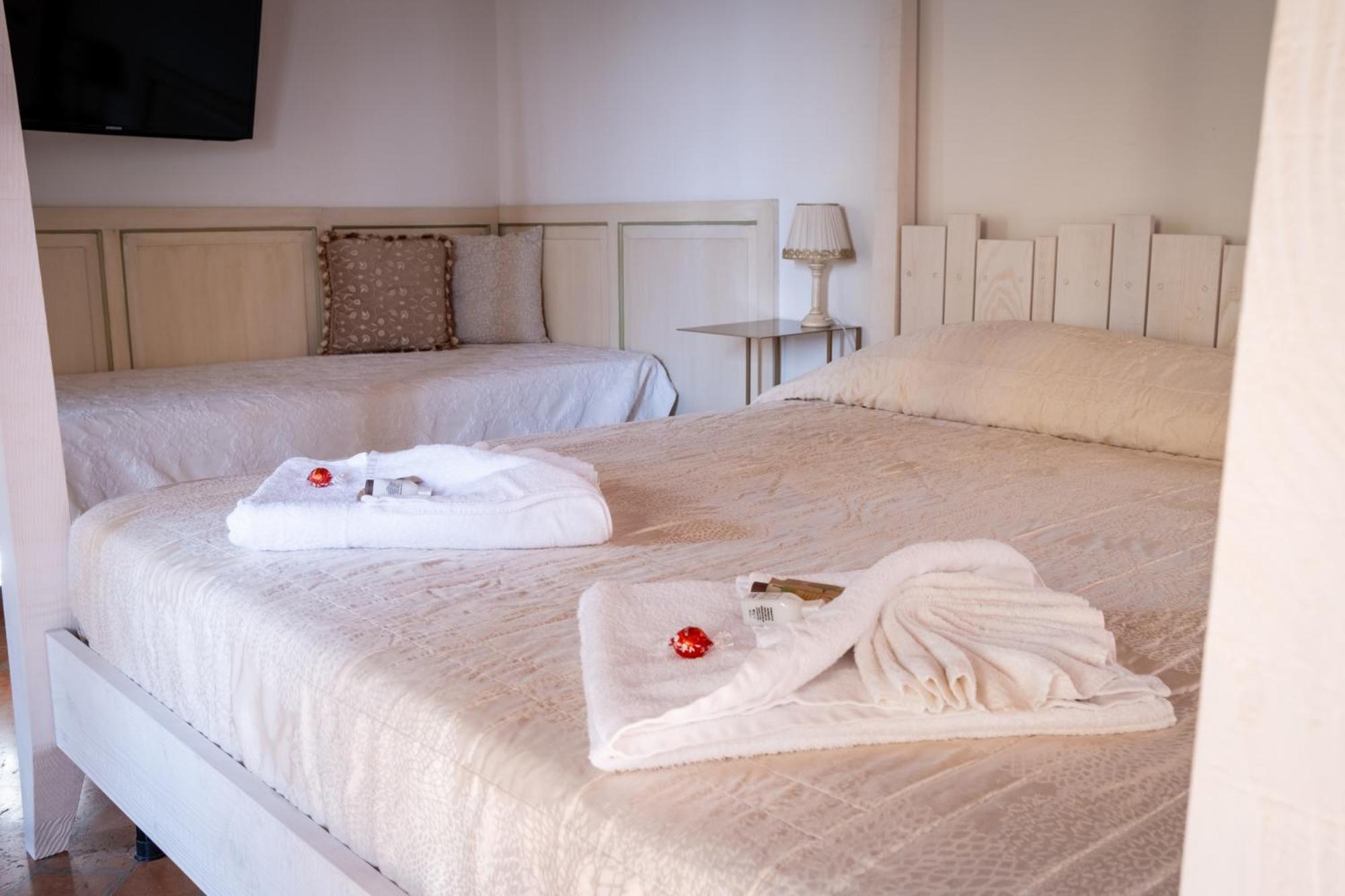 Agriturismo Corte Capiluppia Curtatone Eksteriør billede
