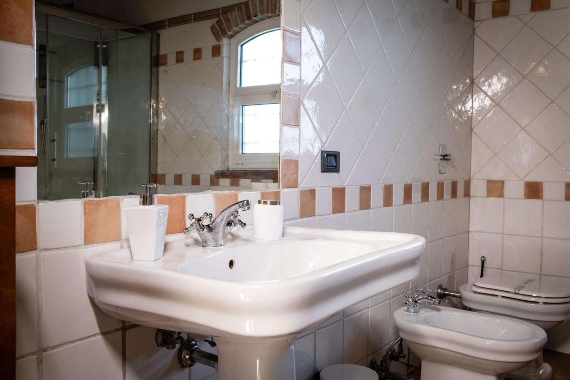 Agriturismo Corte Capiluppia Curtatone Eksteriør billede