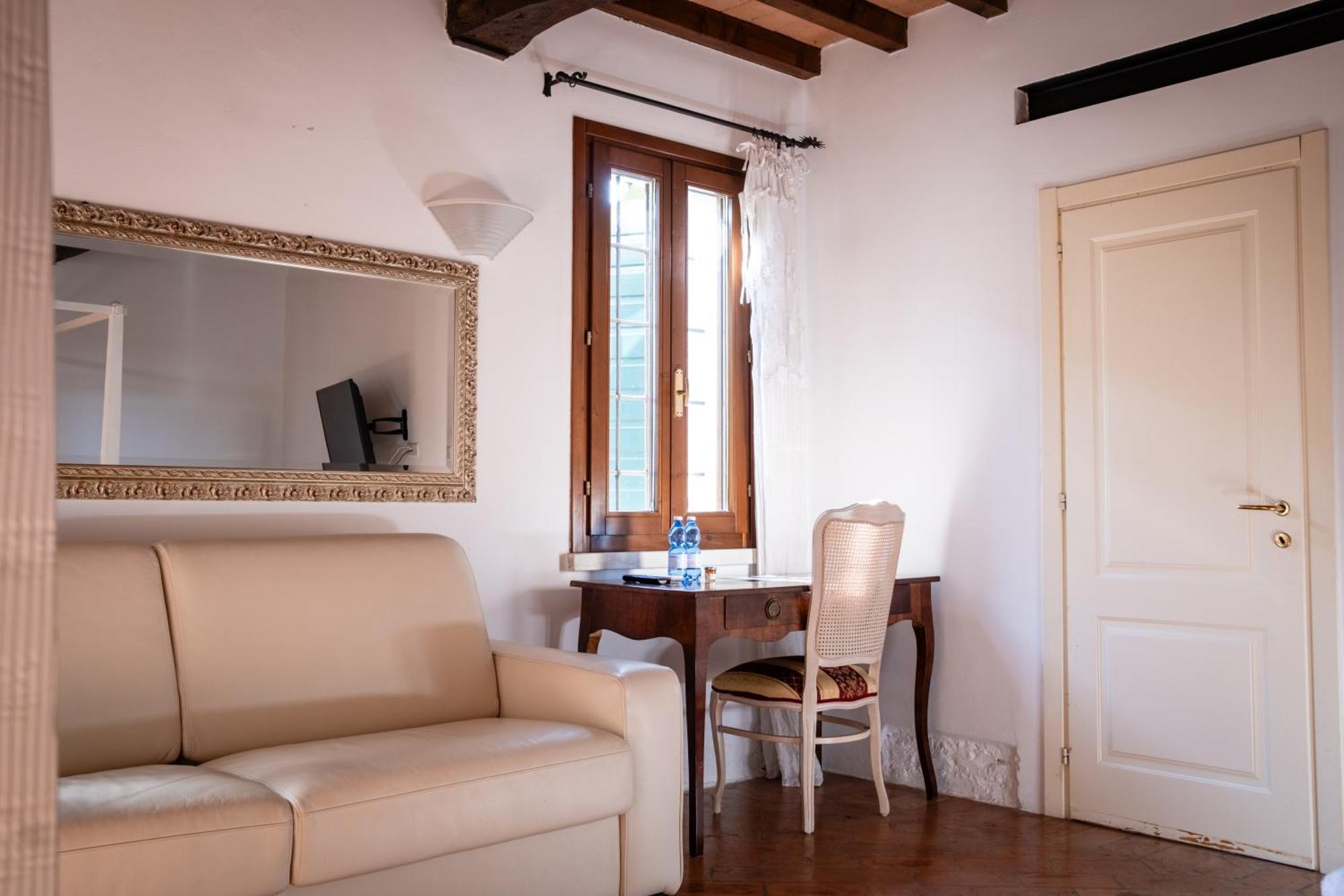 Agriturismo Corte Capiluppia Curtatone Eksteriør billede