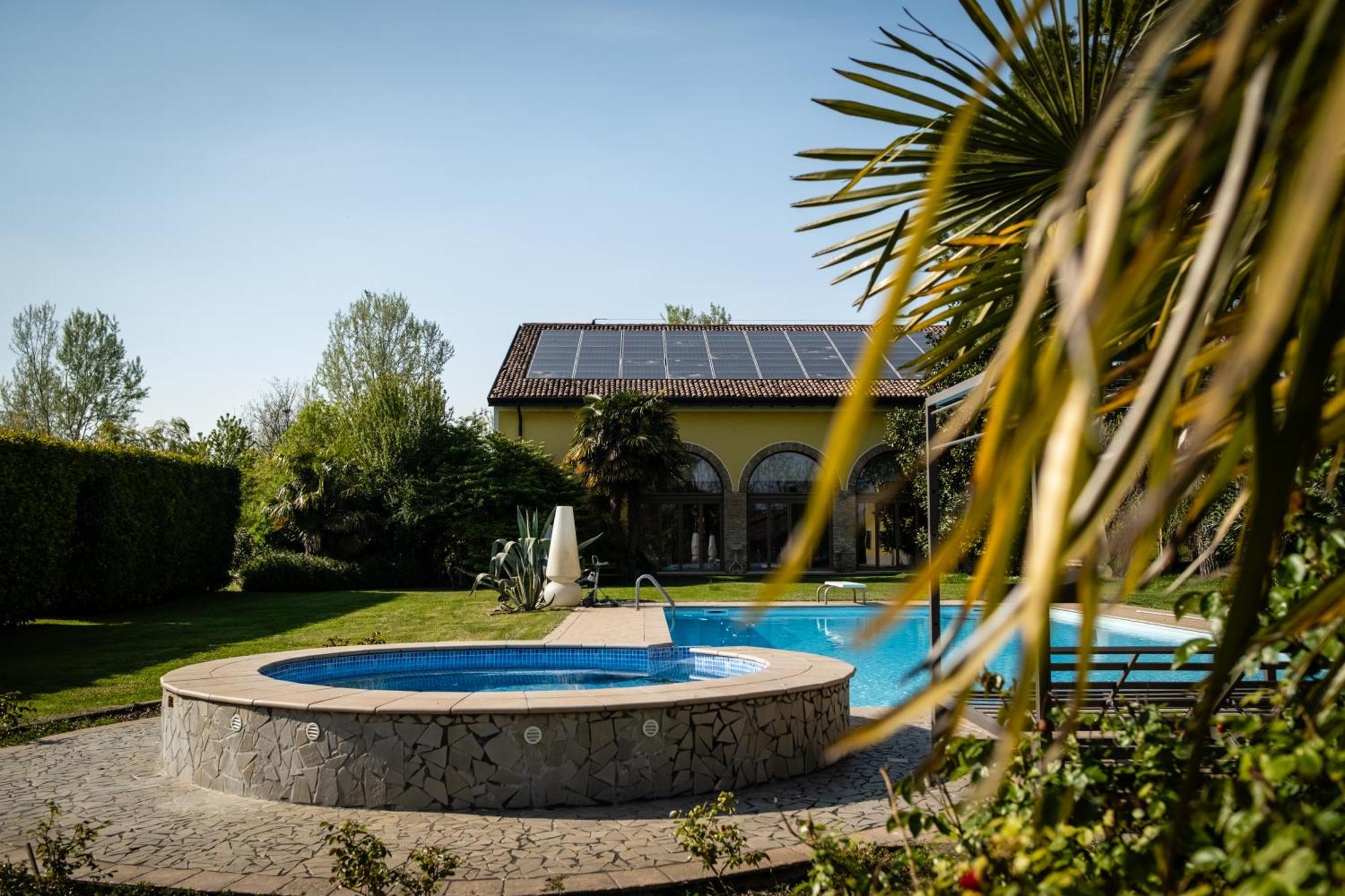 Agriturismo Corte Capiluppia Curtatone Eksteriør billede